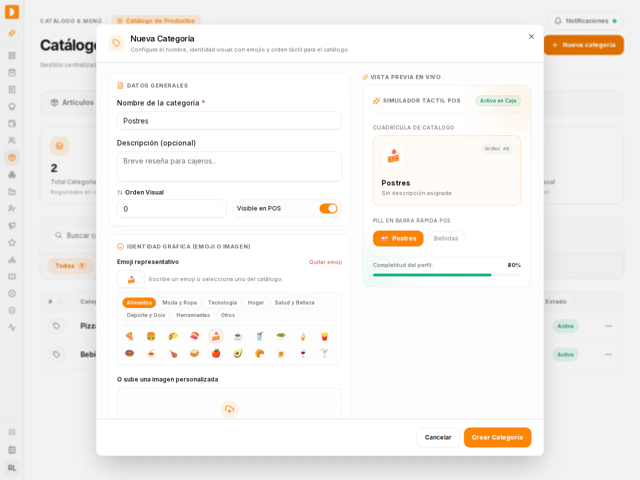 Ventana Nueva Categoría con el nombre «Postres» escrito y el emoji 🍰 seleccionado; a la derecha, la vista previa te muestra cómo se verá la categoría en el punto de venta antes de crearla.